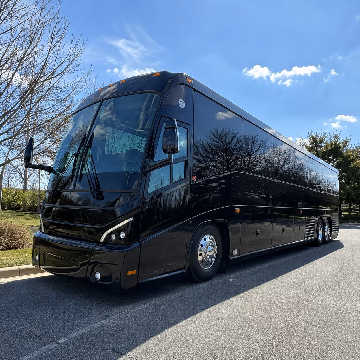 charter buses for erie concerts and festival events