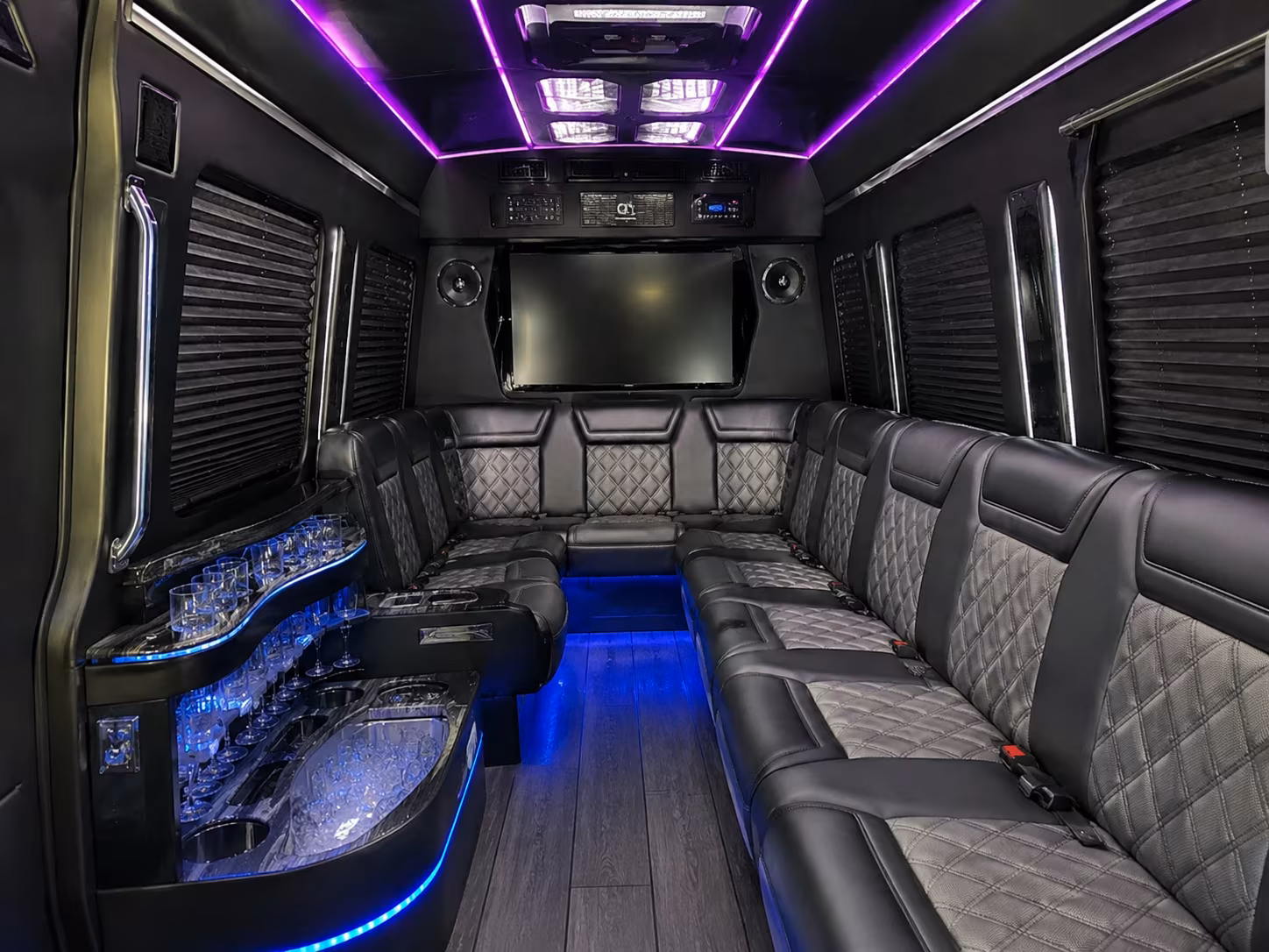corporate and conference buses in erie pennsylvania