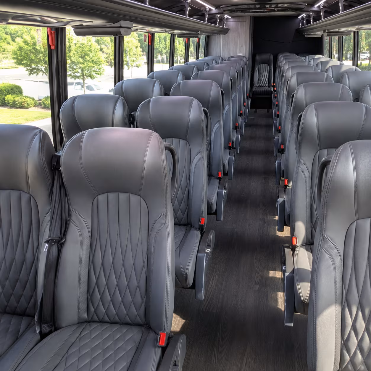 minibus rentals for small groups touring lake erie wine country