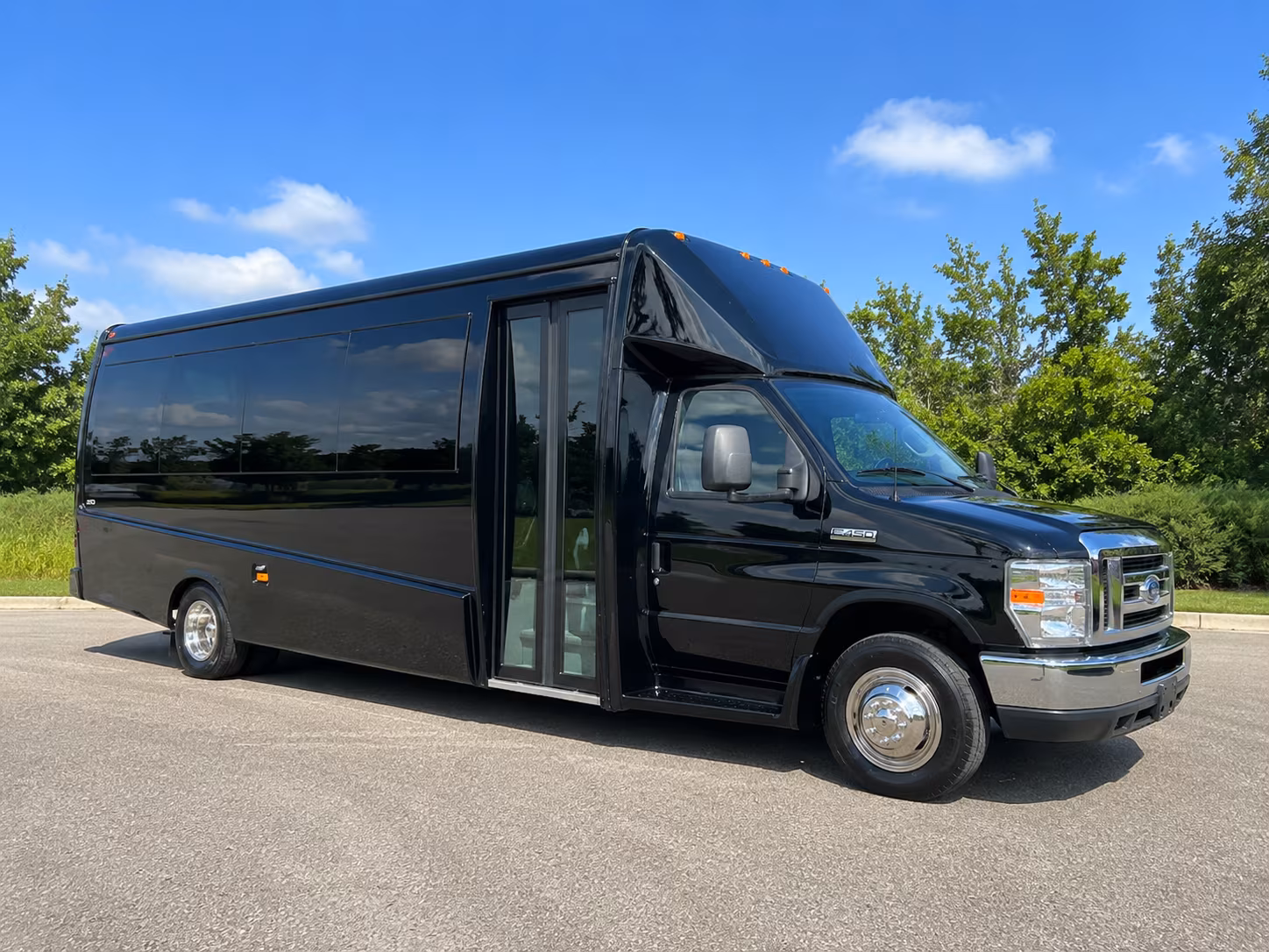 minibuses for presque isle and outdoor education trips in erie
