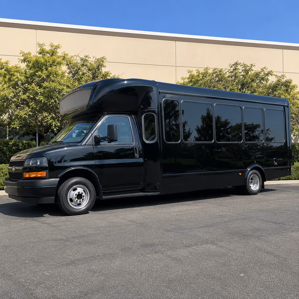 party buses for wine tours along east lake road and route 5